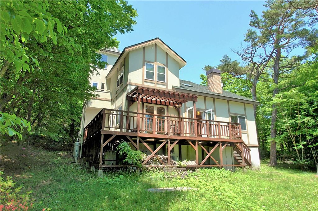 4LDK Wooden Villa with Hot Spring Potential in Nasu Highlands - Thumbnail 2