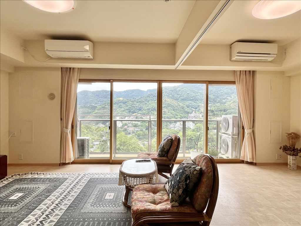 1LDK Condo in Four Seasons Forest Yugawara with Mountain Views & Onsen - Thumbnail 4