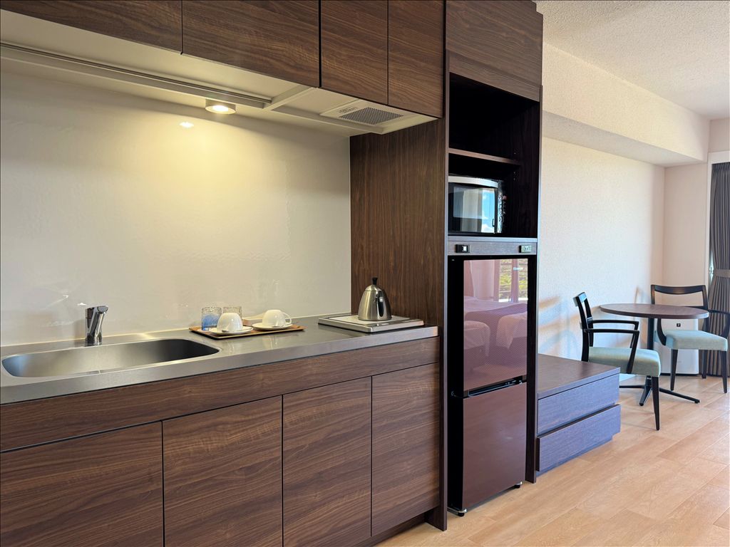 Hotel Sunset Hill Studio Condo with Sea Views in Okinawa - Thumbnail 3