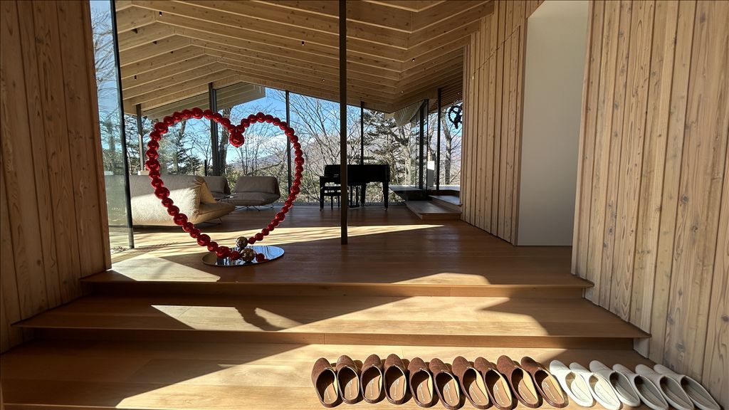 Guest House Villa in Hoshino Resort Karuizawa with Mt. Asama View - Thumbnail 3