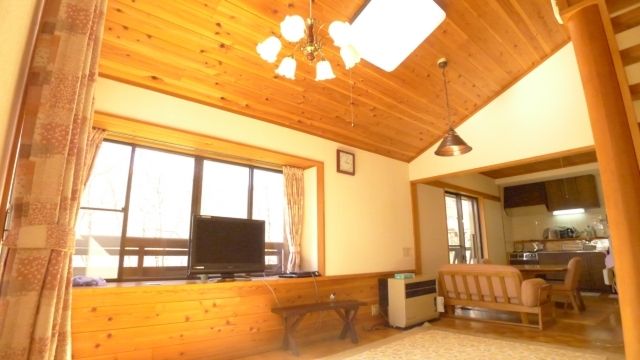 Tateshina Vacation Home for Sale in Nagano with Resort Amenities - Thumbnail 3