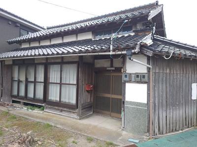 1947 wooden house in Kotoura needs renovation — Image 1, Kotoura, Tottori