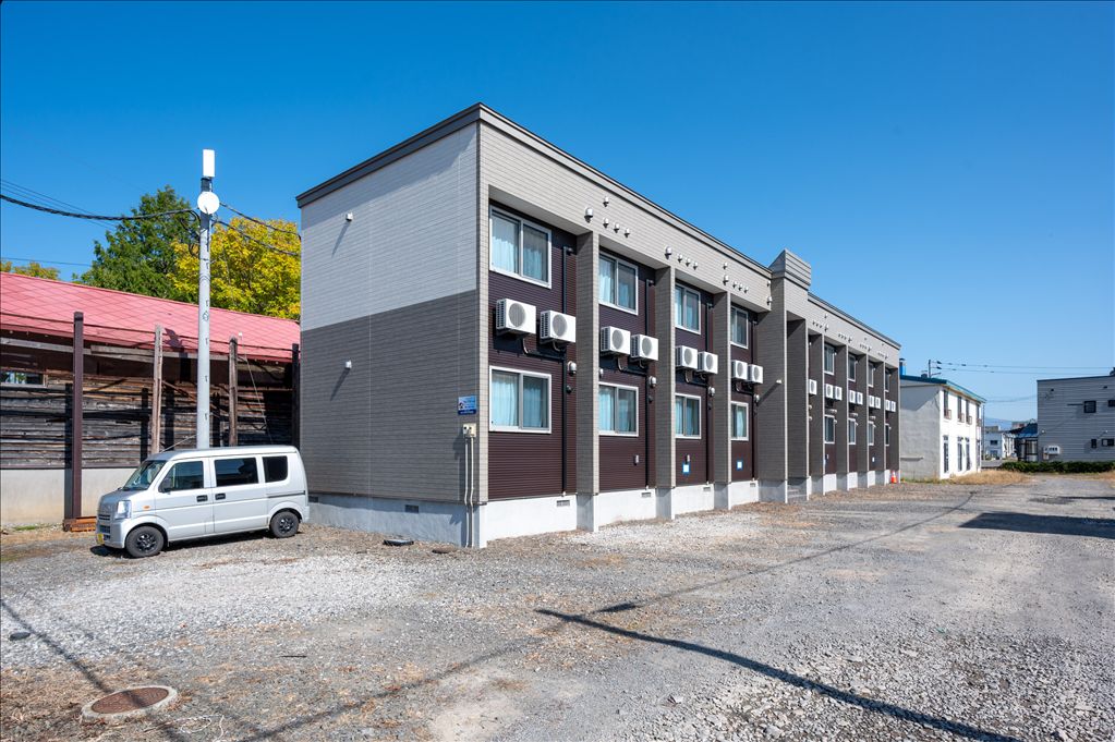 18-Unit 1R Apartment Building for Sale in Kutchan, Hokkaido - Image 1
