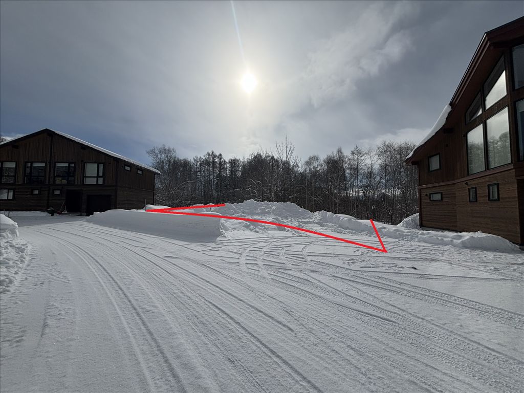 593 sqm Land Plot for Sale in Niseko with Mount Yotei Views - Thumbnail 2