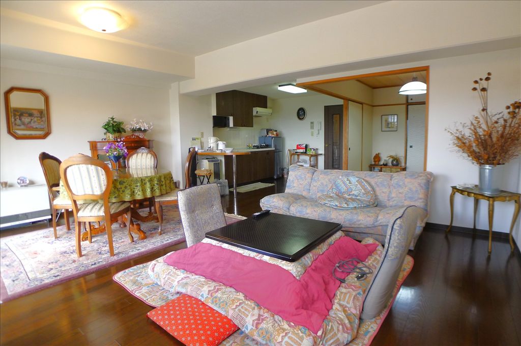 Asahi Plaza Shesta Yamanakako 1LDK+S Condo with Mt. Fuji View - Thumbnail 2