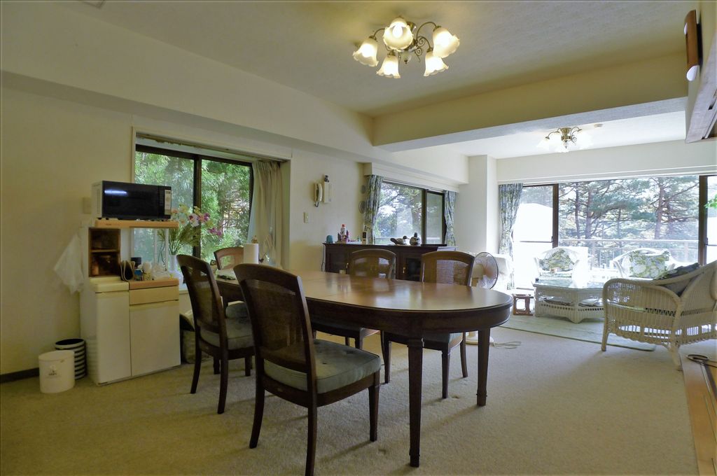 Reses Kawaguchiko A 2LDK Resort Condo with Sauna & Mt. Fuji Area - Thumbnail 2