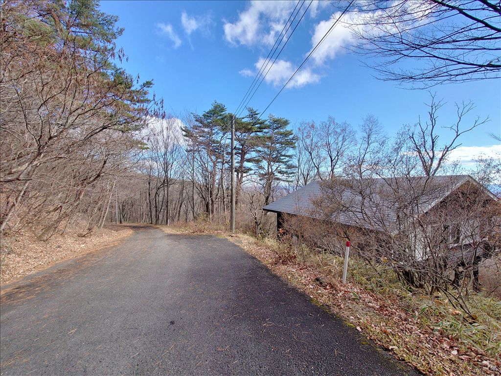 Nasu Highland 2LDK Villa with Panoramic Views & Onsen Potential - Thumbnail 3