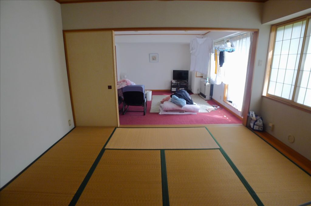 Famille Villa Yamanakako 1LDK Resort Condo Near Mount Fuji - Thumbnail 2