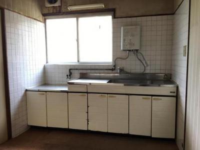 Second-hand detached house Takehara Station on the Kure Line / 14 minutes on foot — Image 3, Takehara, Hiroshima