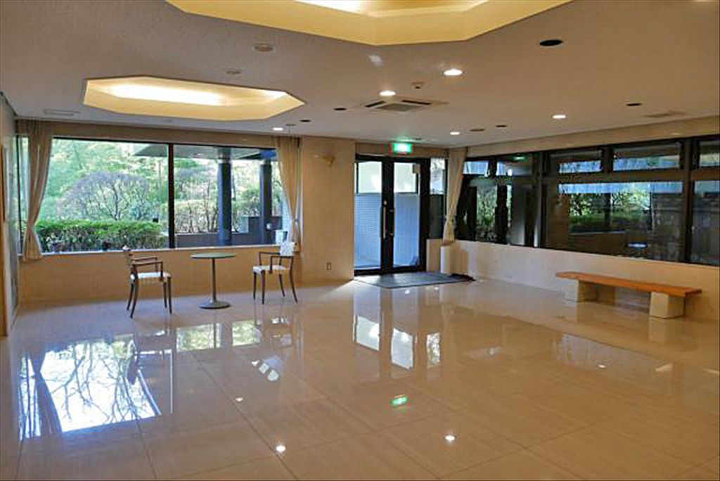 2LDK Resort Condo with Onsen in Hakone - Famille Villa Gora - Thumbnail 4