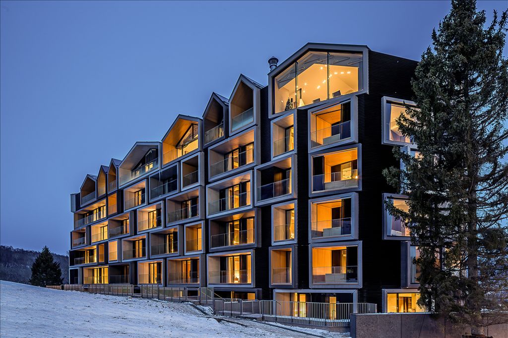 MUWANISEKO Ski-in/Ski-out Hotel Condo in Niseko Hirafu - Thumbnail 2