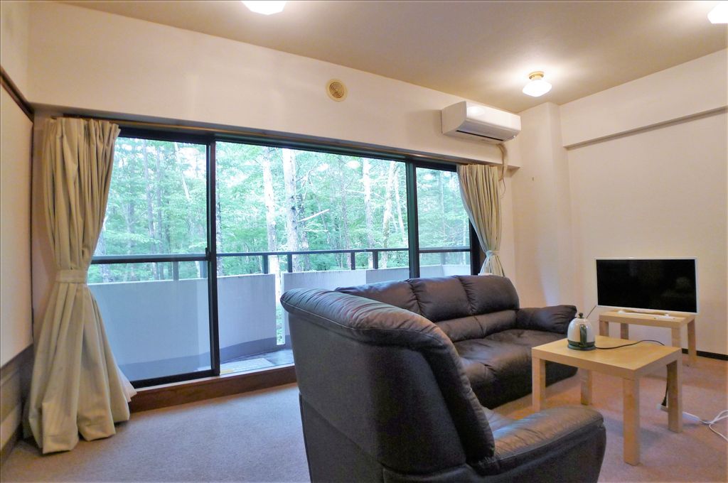 Famille Villa Yamanakako Nibankan 1LDK Condo with Sauna Bath - Thumbnail 2