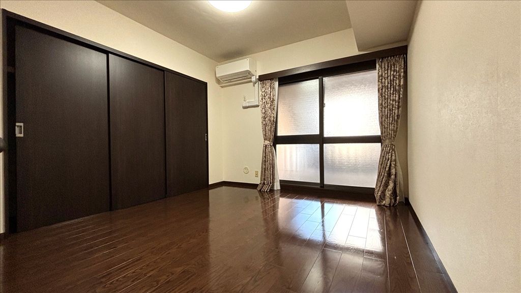 Belcreare Atami 1LDK Condo with Hot Spring & Bay Views - Thumbnail 4