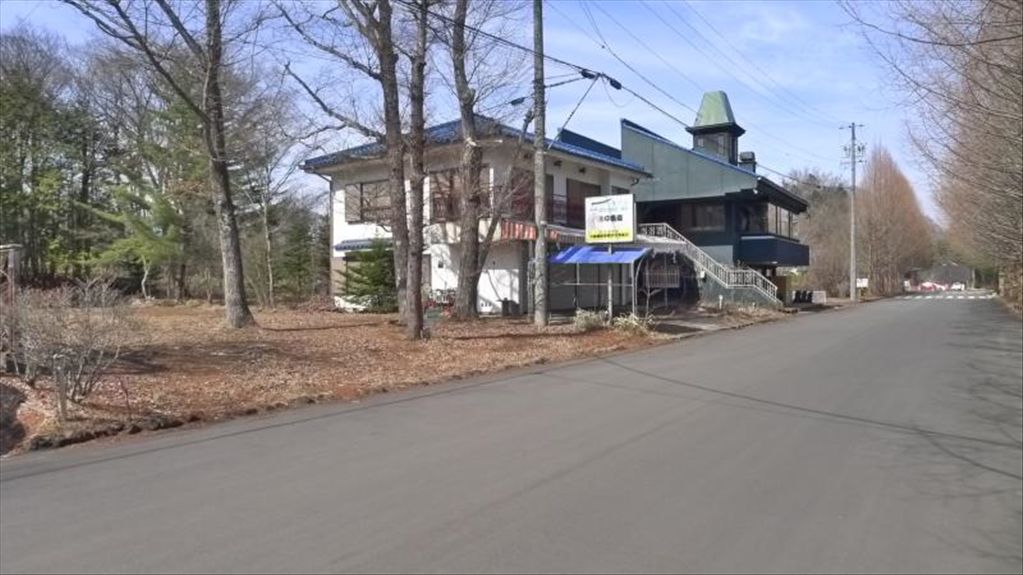 Karuizawa Lake New Town Land for Villa Construction - 491m² - Thumbnail 4
