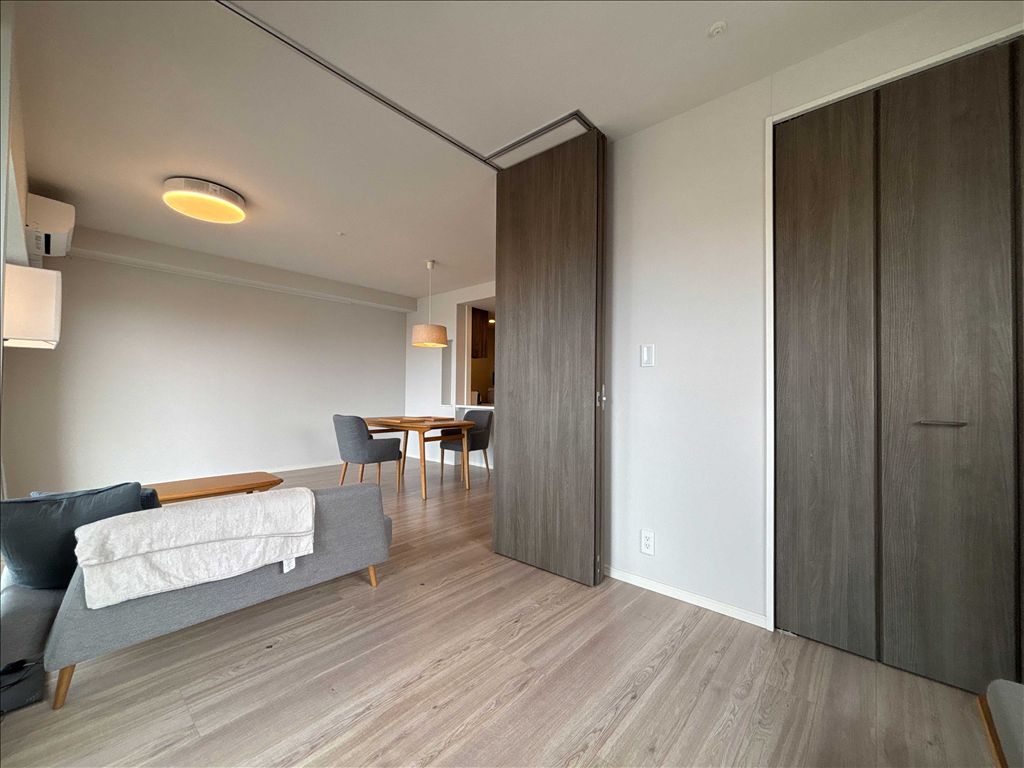 Blanciera Naha Akamine Station First 3LDK Ocean View Apartment - Thumbnail 3