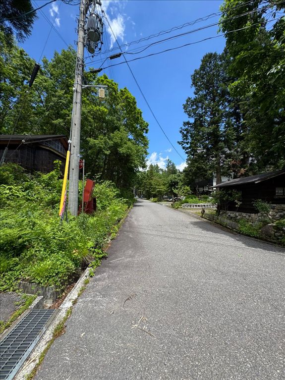 Three Log Cabins Near Hakuba Goryu Ski Resort, Nagano - Thumbnail 4