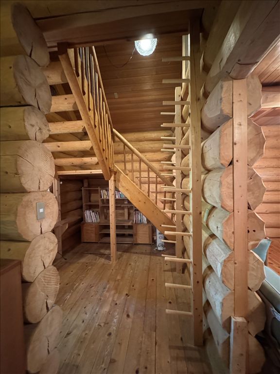 Three Log Cabins Near Hakuba Goryu Ski Resort, Nagano - Image 1