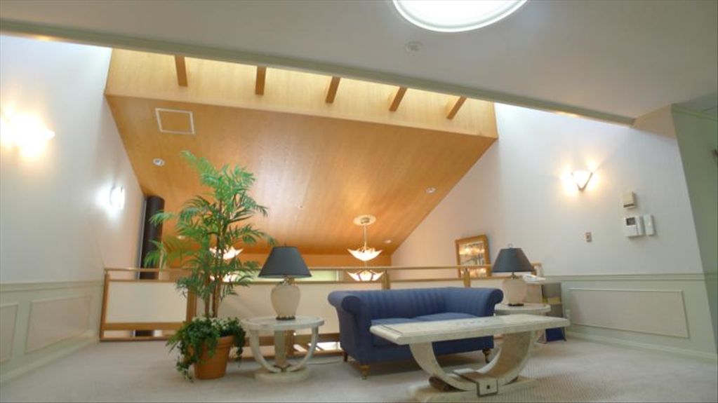 Large Tateshina Retreat with Onsen Bath | 15R Facility for Sale - Thumbnail 4