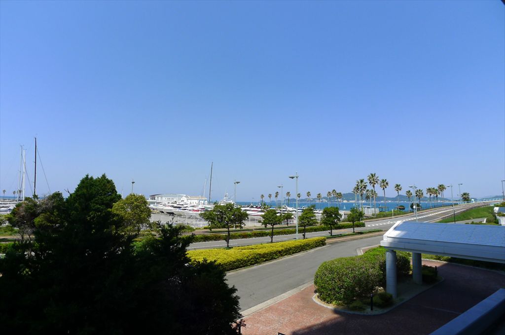 Pacific Vista II 2LDK Condo in Wakayama Marina City for Sale - Thumbnail 3