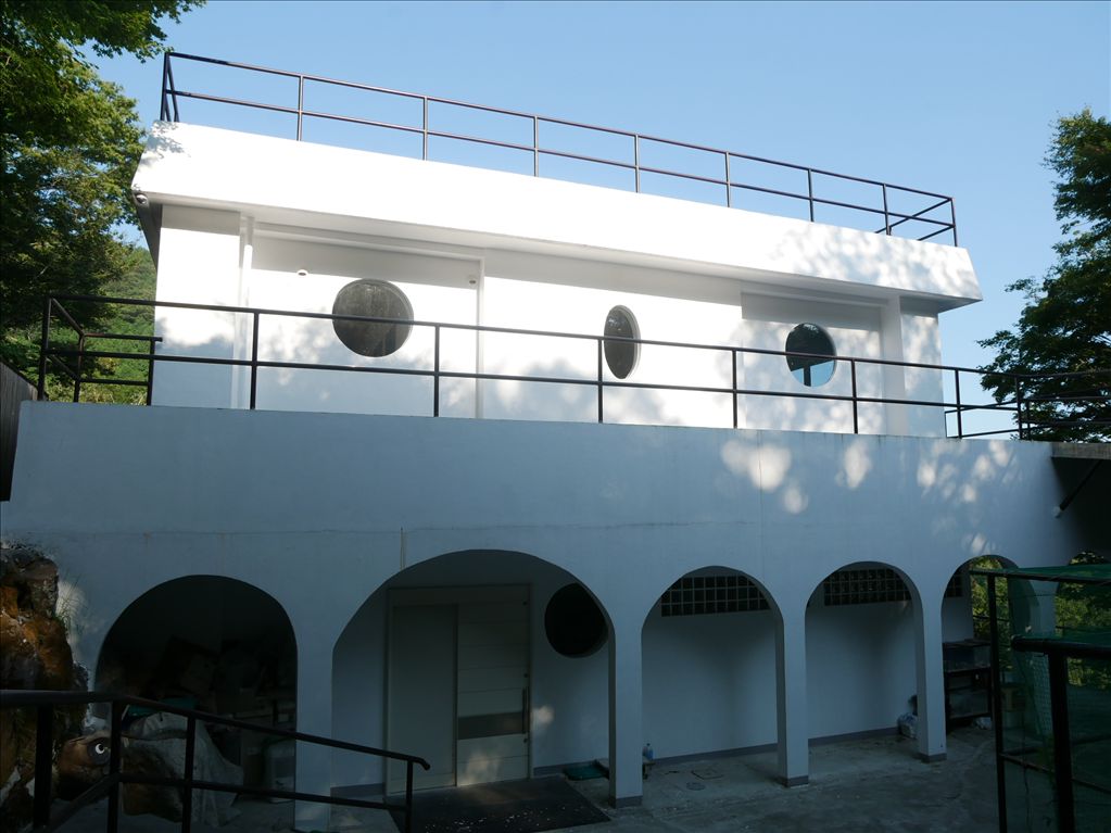 Hakone Haruyama-so 8LDK Villa with Owakudani Views for Sale - Image 1