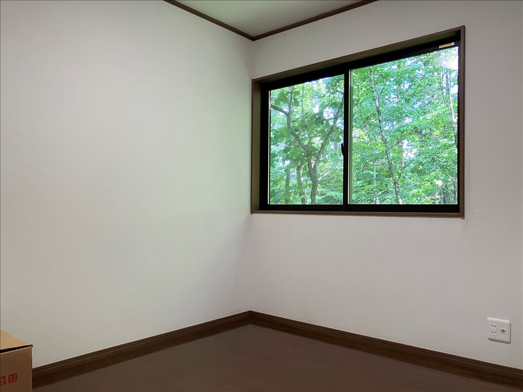 Marubeni Fujizakura 2LDK Villa with Dog Run in Kawaguchiko - Thumbnail 4