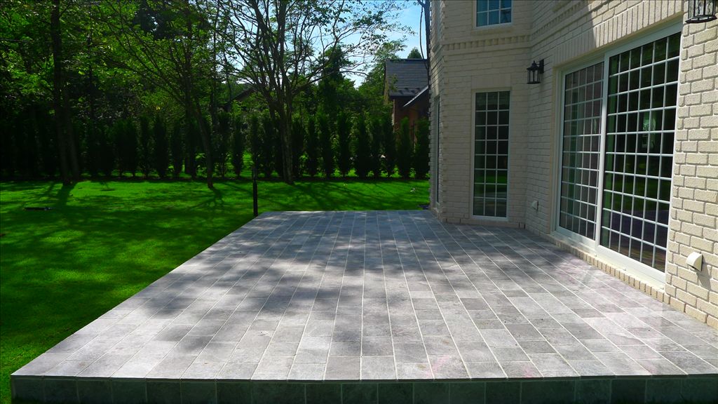 New 4LDK Villa in Minami-Karuizawa with Vaulted Ceiling & Garden - Image 1