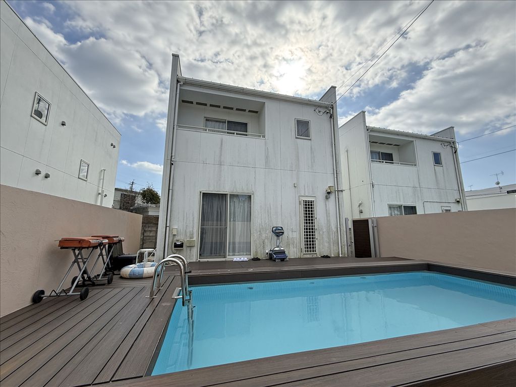 Private Pool Villa Hotel Business for Sale in Onna, Okinawa - Thumbnail 4
