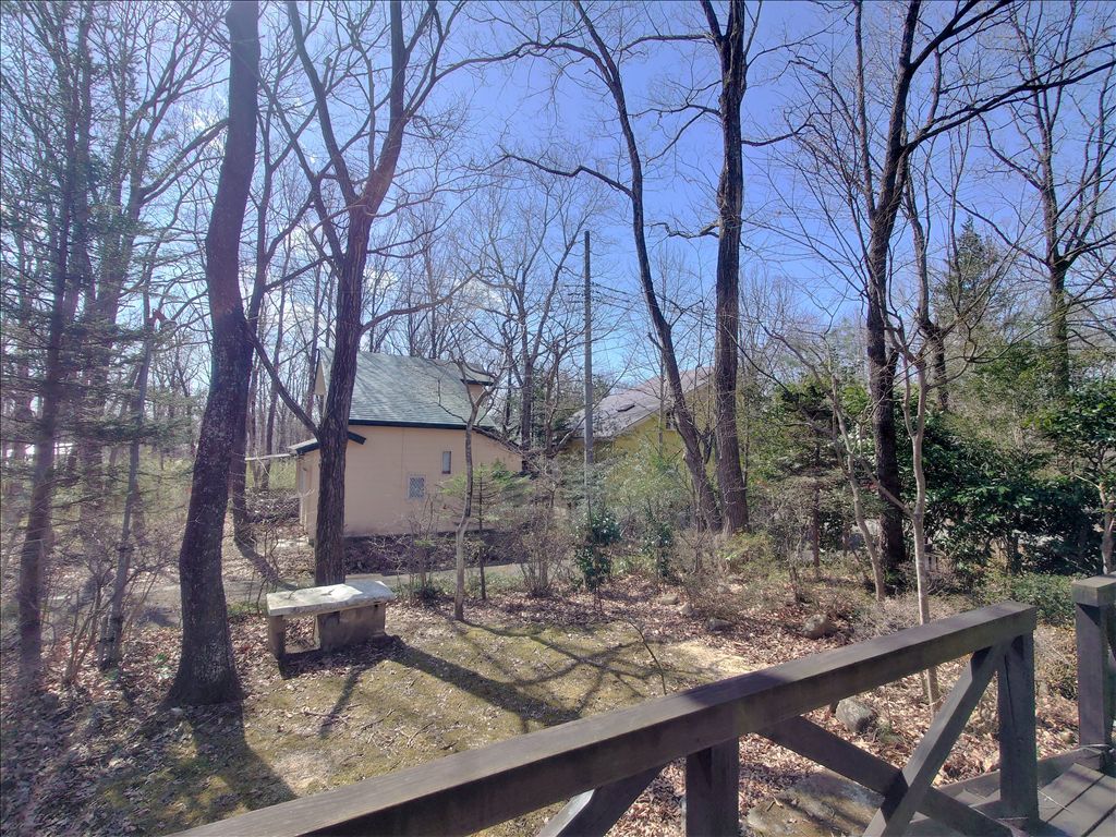 4LDK Wooden Vacation House for Sale in Nasu Heiwadai Resort - Thumbnail 3