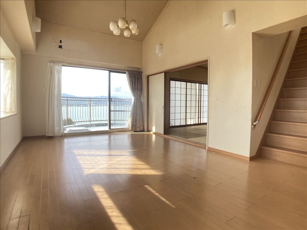 Top Floor 3LDK with Lake View in Tokyu Resort Town Hamanako - Thumbnail 3