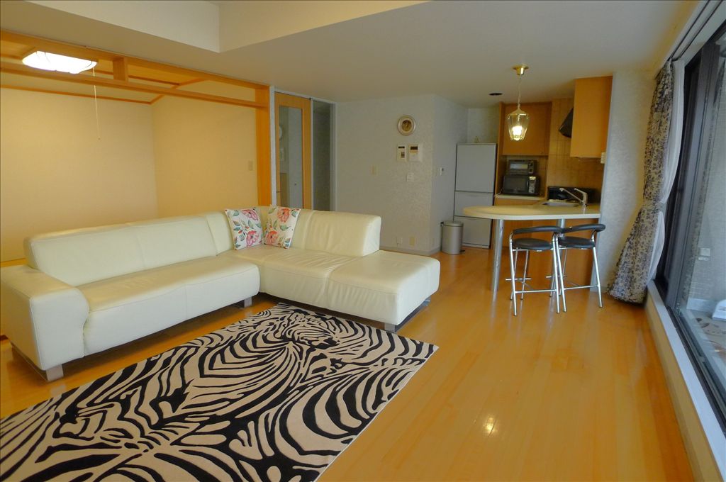Adler Horst Yamanakako 2LDK Condo with Lake Views | Yamanashi - Thumbnail 2