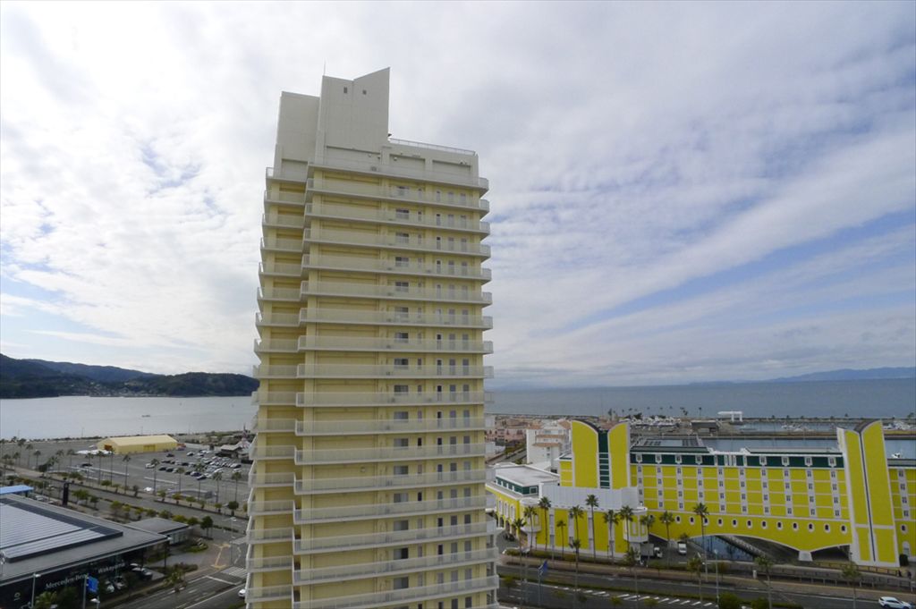 Wakayama Marina City Cielvita 1LDK Condo with Bay View - Thumbnail 2
