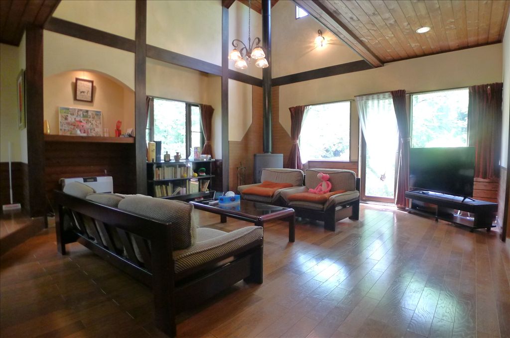 2LDK Detached Vacation Home in Narusawa Village, Yamanashi - Thumbnail 4