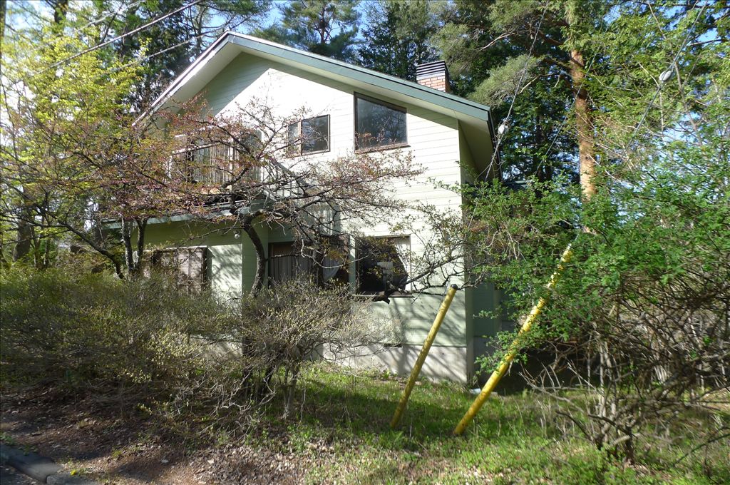 2LDK Detached Vacation Home in Narusawa Village, Yamanashi - Thumbnail 3