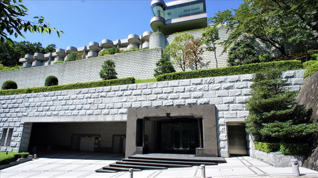 Domaine Atami Izusan East 2LDK Condo with Ocean Views & Hot Spring - Thumbnail 3