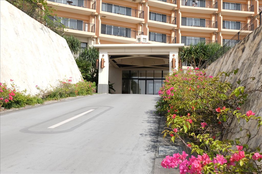 Kafu Resort Fuchaku Condo Hotel Residence 1BR for Sale in Onna - Thumbnail 4