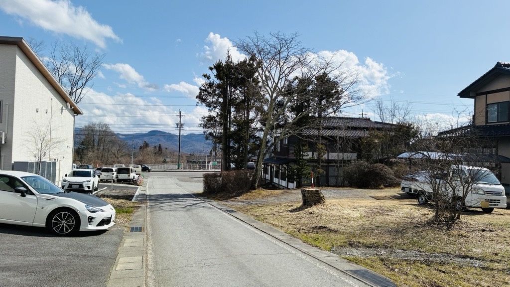 Flat Land for Sale in Karuizawa's Nagakura Area - Thumbnail 2