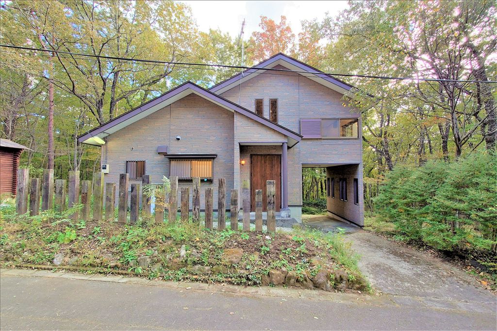 Nasu Highlands 2LDK Villa with Hot Spring Potential for 9.8M Yen - Thumbnail 3