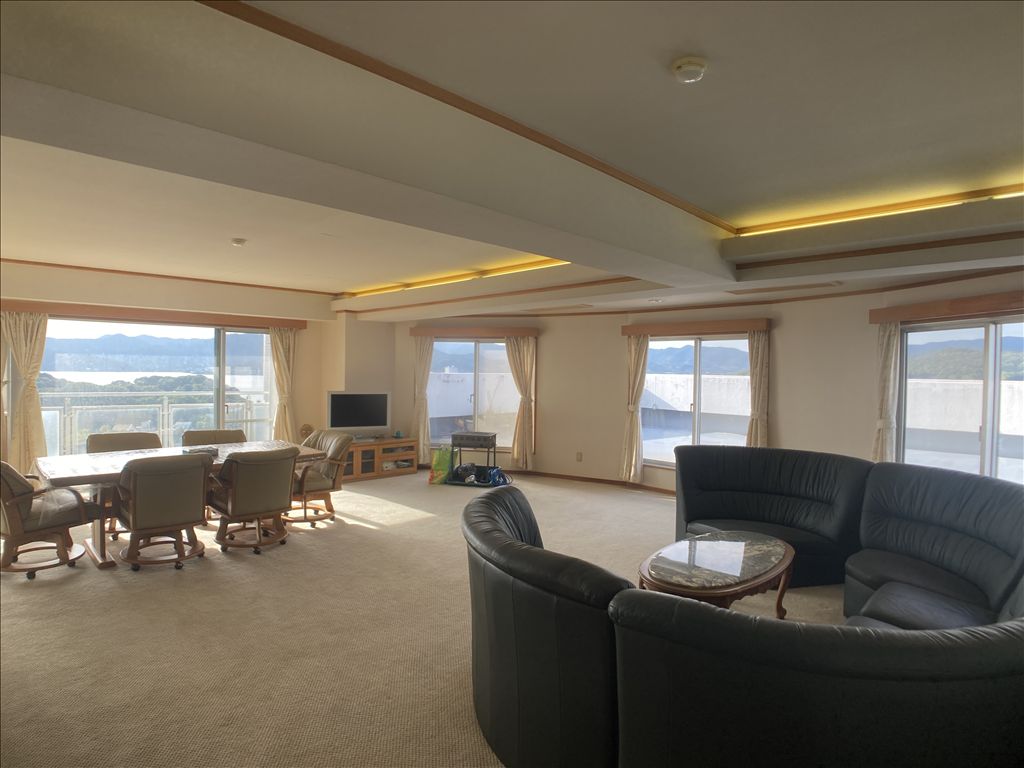4LDK Condo with Lake Hamana View & Roof Balcony for Sale - Thumbnail 3