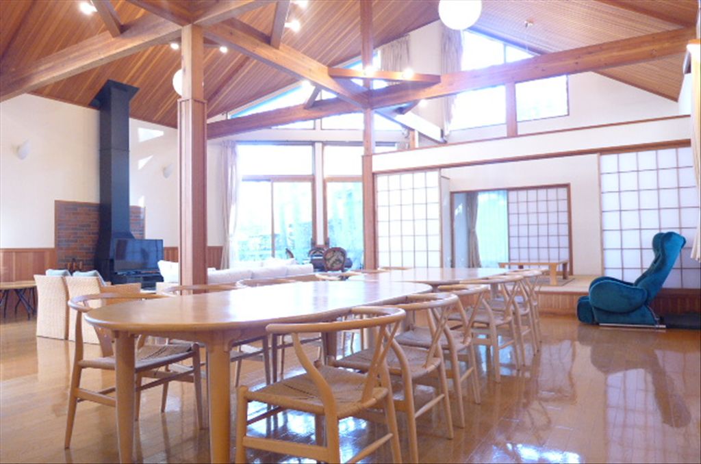Large 4LDK Vacation House in Fuji Sakura Highlands, Yamanashi - Thumbnail 3