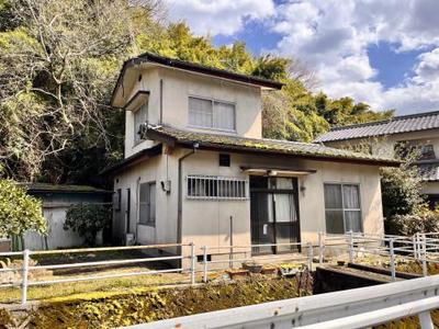 Traditional Wooden House for Sale in Historic Uchiko, Ehime — Image 1, Uchiko, Ehime