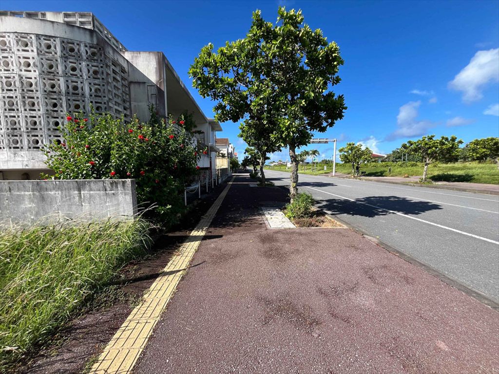 195 sqm Land for Sale in Shiozaki Town, Itoman, Okinawa - Thumbnail 2