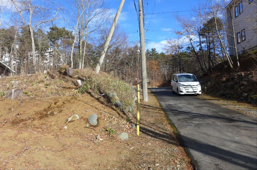 Land for Sale in Keio Fuji Subaru Highland Villa Area, Yamanashi - Thumbnail 3