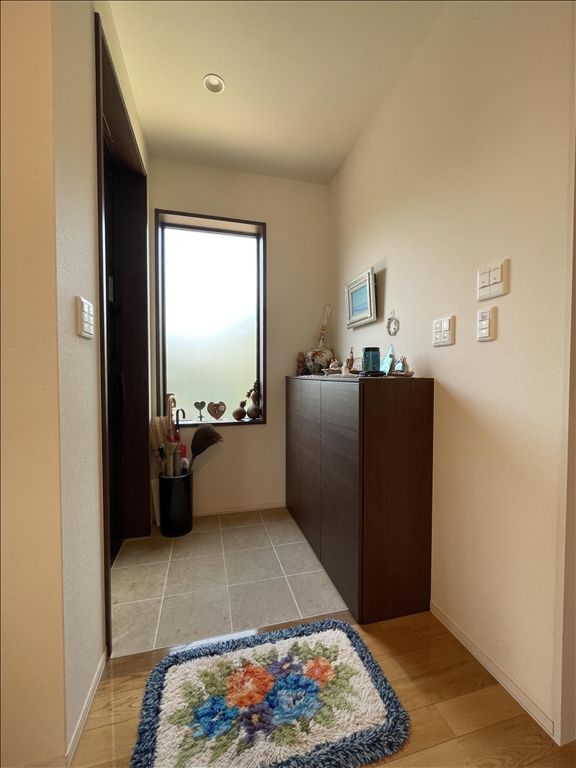 Modern Single-Story Villa with Golf Course Views in Katsuura Resort - Thumbnail 4