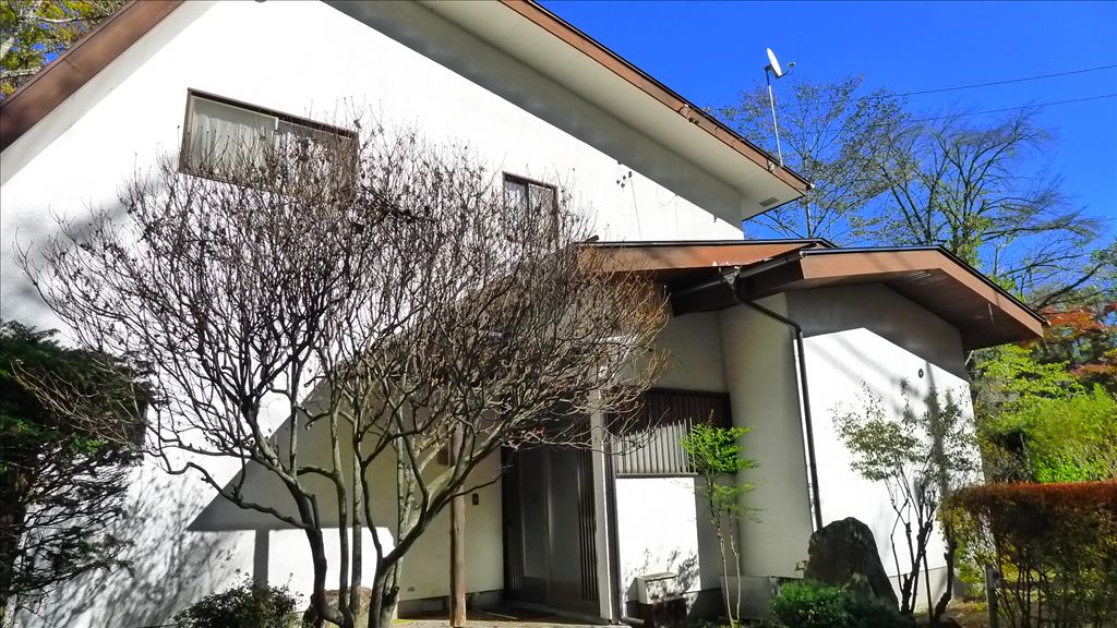 3LDK Detached Villa in Karuizawa Chigataki Villa Area - Thumbnail 2