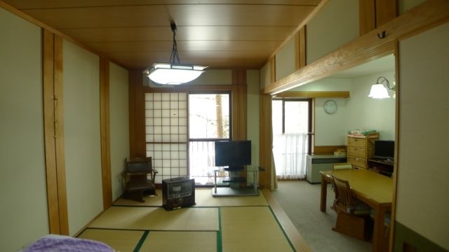 Tateshina Resort Town 8N Building 2DK Condo for Sale - Thumbnail 3