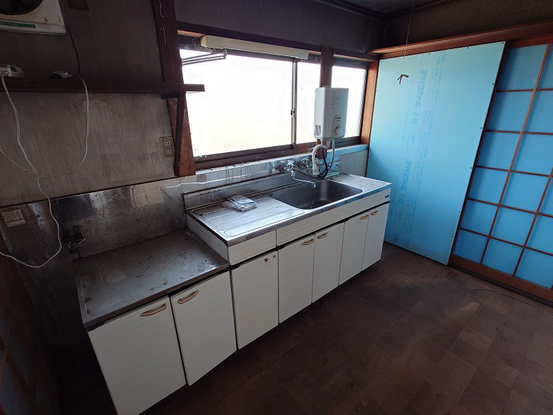 Rustic 1963 house with farmland in Kotoura - Thumbnail 4