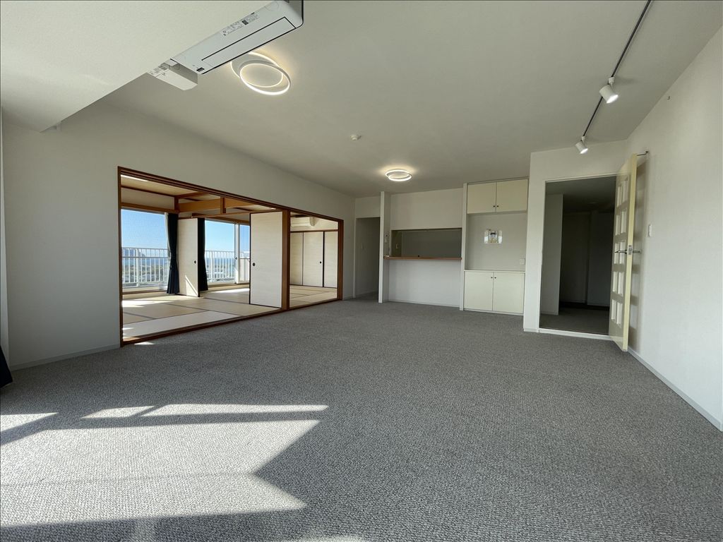 Es-Cale Iwai 2LDK Apartment in Minamiboso, Chiba - Thumbnail 3