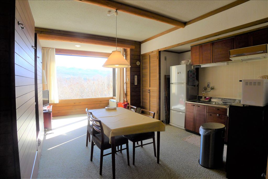 1LDK Apartment with Yatsugatake Views in Tokyu Resort Town Tateshina - Thumbnail 3