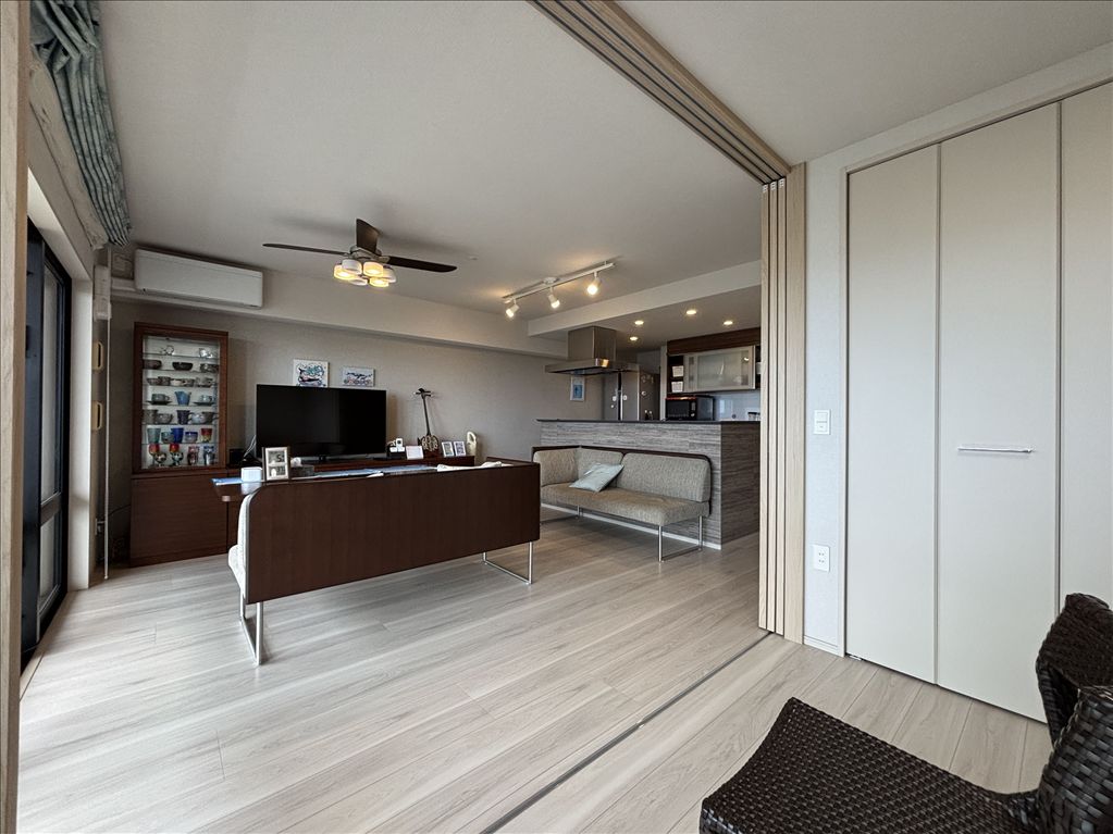 Gran Cosmoza Resort Okinawa Toyosaki 3LDK Ocean View Apartment - Thumbnail 4