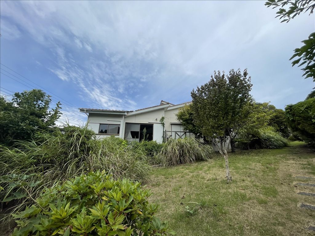 Villa Plot with House in Tokyu Resort Town Katsuura Sunny Hill - Thumbnail 4